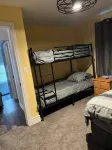 Charming 3-bedroom River/Lake Accessible House across from Clemins River Resort