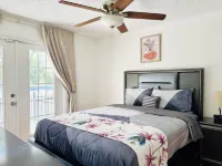 Tampa Luxury 5BR Estate with Pool + Golf Views