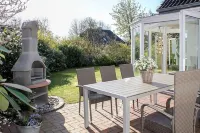 Nordic * Holiday apartment on the North Sea * At home by the sea Hotels in Husum