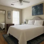 🌴 Private HOT TUB & Parking 🌴6 mi to Historic Downtown Charleston, 2 mi to Beach Hotels near Men's Wearhouse