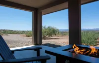 Winery Ranch Cottage Couples Retreat with Hot Tub and Sauna Near Sedona