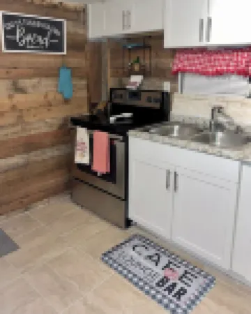 Charming 2-bedroom country house with AC, WiFi in Winter Haven