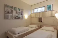 Bungalow in Sint Maartenszee Near Beach