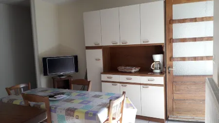 T3 with garden in mini farm 10 minutes from Thonon and Lake Leman Отели в г. Алэнж