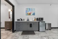 Calcis @ The Cobblestone