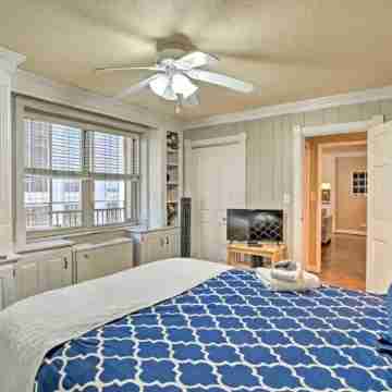 Downtown 1BR - LOW Cleaning Fee! Centrally Located/All Attractions! Rooms