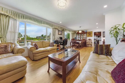 Quite House Near the Vancouver Airport - Pensions