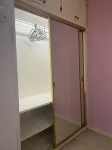 Spacious self contained room with wifi, a kitchenette and jacuzzi