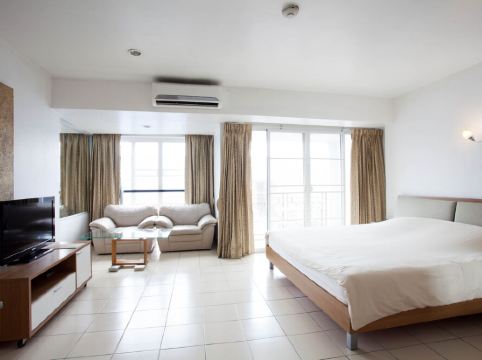 Night Bazaar Road - 40 Sqm - 4th Floor - Work-From-Home w/ Fully Fitted Kitchen