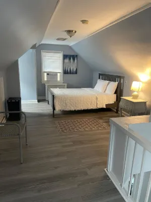 COZY REST 3BDRM HOME AWAY FROM HOME W/ DECK