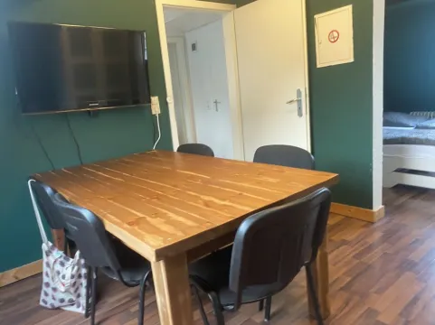 Unterkunft .3 Schlafzimmer, Esszimmer,küche, Bad. 30 Minuten Nach Frankfurt