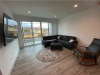 Beautiful Modern Open Floor Plan 2 Bedroom 2 Bath