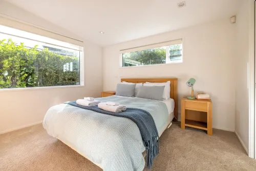 ONETANGI SEAVIEWS | Be My Guest