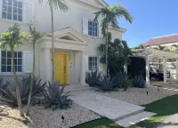Exclusive Villa in Punta Cana with Maid and golf cart included