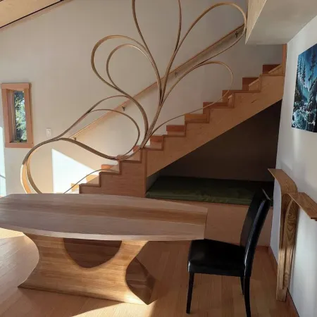The Gallery /Spa House in picturesque Oceanside community