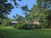 Absolute Beachfront Holiday Cottage with Private Saltwater Pool on Savusavu Bay