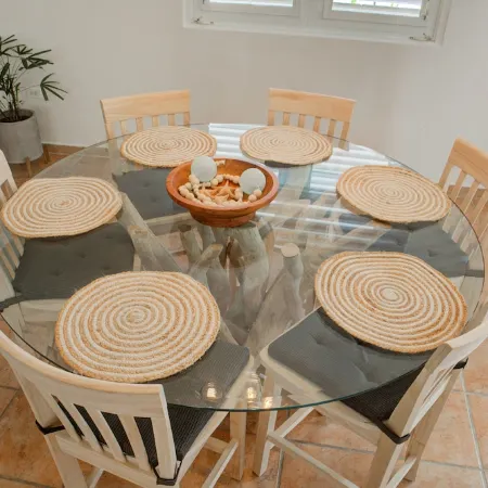 Casa Diez · Beachsteps Townhouse w/Pool- Seven Seas