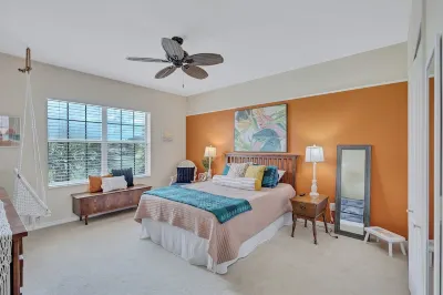 Beautiful 3Br/2.5Ba Golf Course Townhome w/Bunk Room for the Kids! Hotels near Braden River