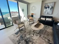 Barcelona 703 phase 3 / Las Palomas Resort