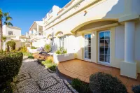 Townhouse Budens Hotels in Budens