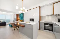 Stunning View Apartment - Adults Only