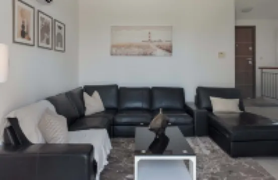 Phaedrus Living Seaview Hilltop Maisonette