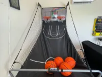 Bright 3 bedroom, 2 bath home; game room w/ arcade machines - basketball machine Hotels in Globe