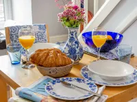 Cabbage Hall Cottage Hotels in Wetherby