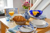 Cabbage Hall Cottage Hotels in Wetherby