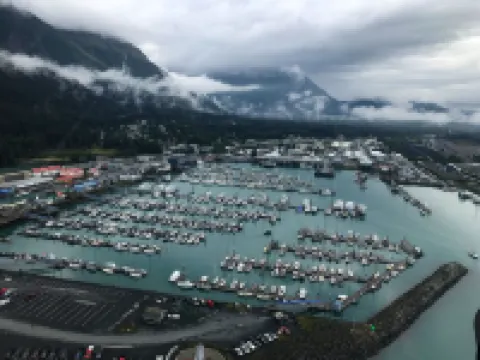 Front Row Bed and Breakfast Hotels in Seward