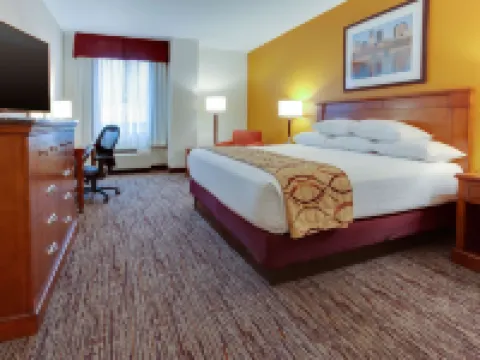 Drury Inn & Suites West des Moines Hotels in Polk County
