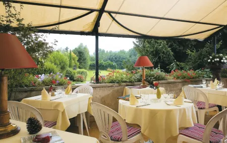 Logis Hôtel-Restaurant le Relais Отели в г. Марсийоль