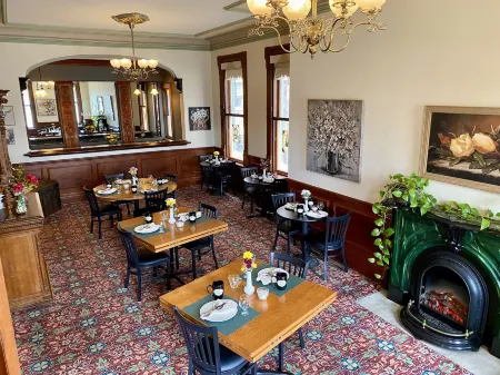 The Kalamazoo House Bed & Breakfast