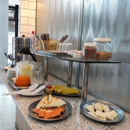 Hotel Romanville