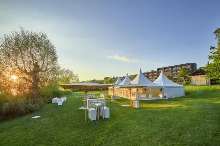 Sonne Seehotel Отели в г. Оберкирх