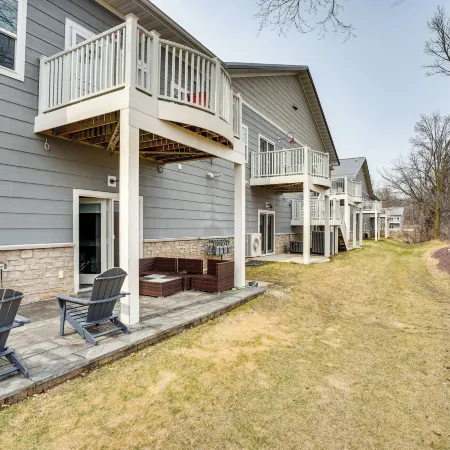 Home Near Road America & Elkhart Lake