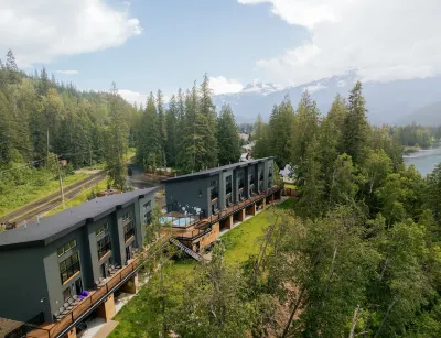 Basecamp Resorts Revelstoke Hotels near Moses Falls