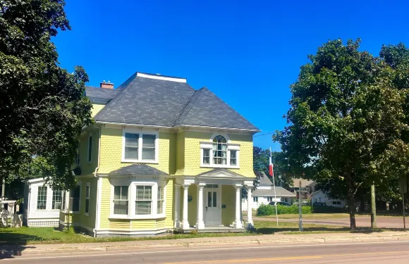 格里芬家庭旅館