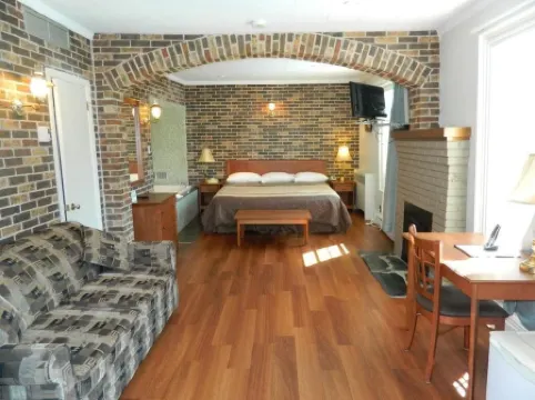 La Paysanne Motel & Hotel