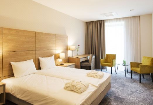 크로스노 호텔 선택