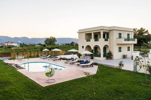 Villa Kampos with Free Heated Pool, by Zantewize - Villaer