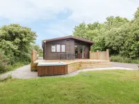 Oak Lodge Hotels in Wendron
