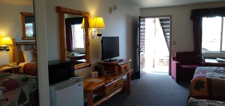 Ponderosa Motel Отели в г. Энтерпрайз