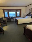 Sands of Time Motor Inn & Harbor House - Motels