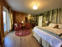 Crown House B&B Hotels in Lake Cowichan