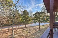 Cozy Holiday Island Home Hot Tub and Chiminea! - Kæledyr tilladt