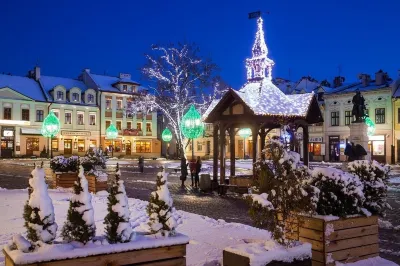 Hotel Ambasadorski Rzeszów Hotels near Kościół Rzymskokatolicki pw. Podwyższenia Krzyża Świętego