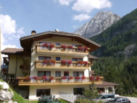 Hotel Dolomites Inn
