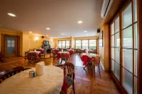 Hotel Elena - breakfast