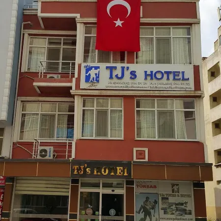 TJ's Hotel